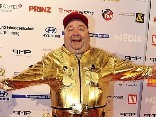 Schauspieler und Moderator Dirk Bach wie man ihn kannte und liebte Schauspieler und Moderator Dirk Bach wie man ihn kannte und liebte