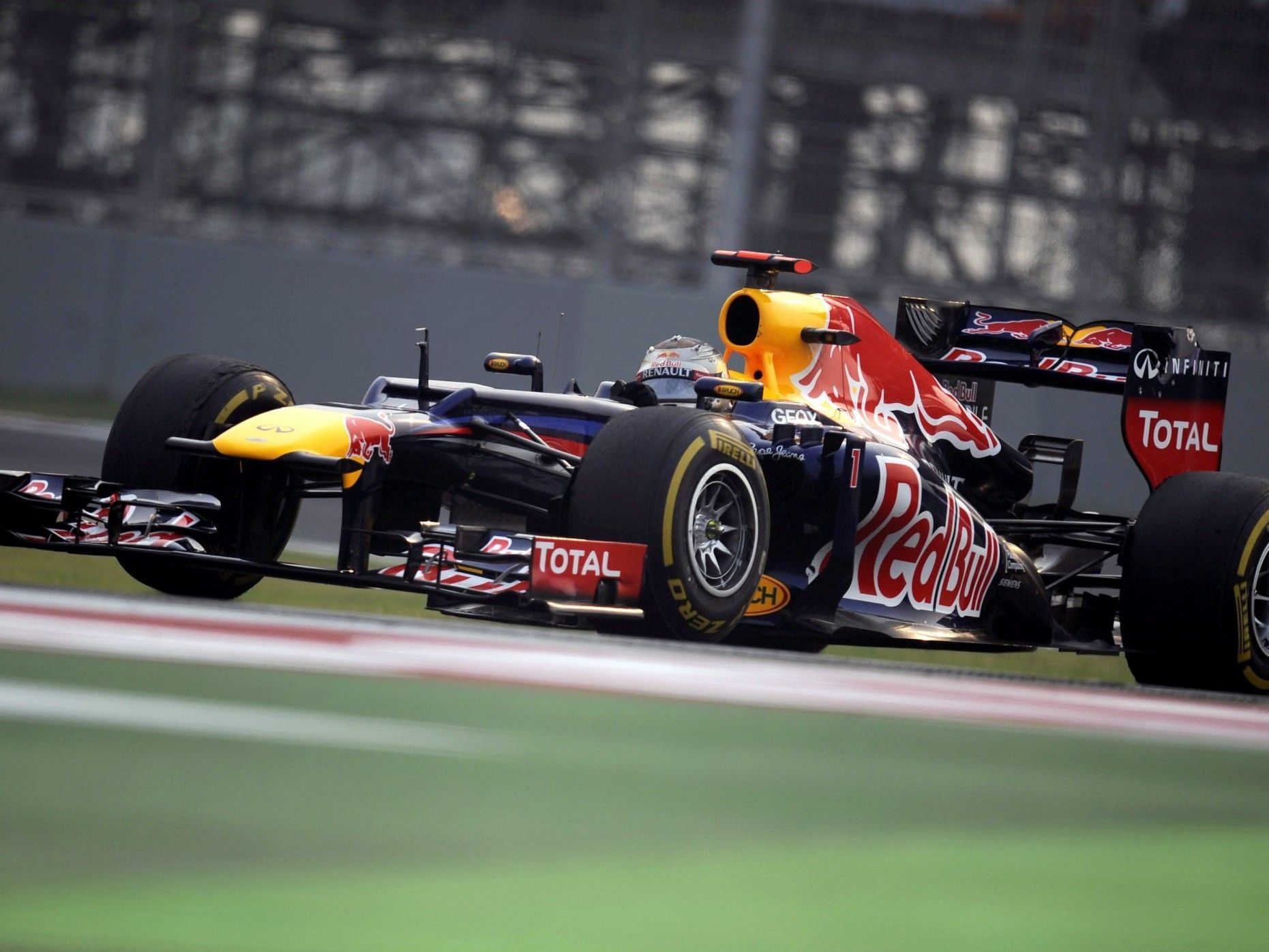 Start-Ziel-Sieg Vettels. Start-Ziel-Sieg Vettels.