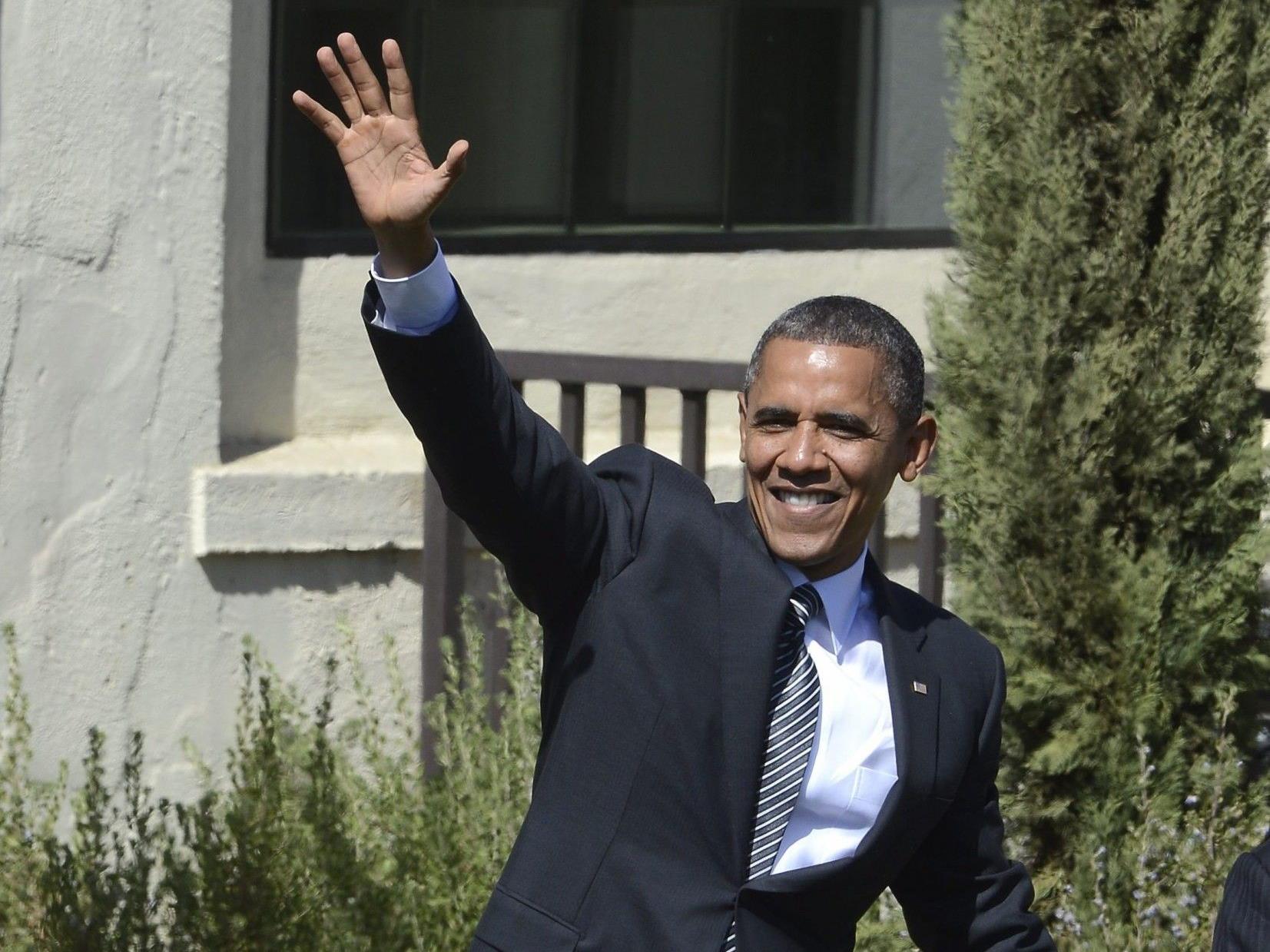 US-Präsident Barack Obama winkt seinen Anhängern.