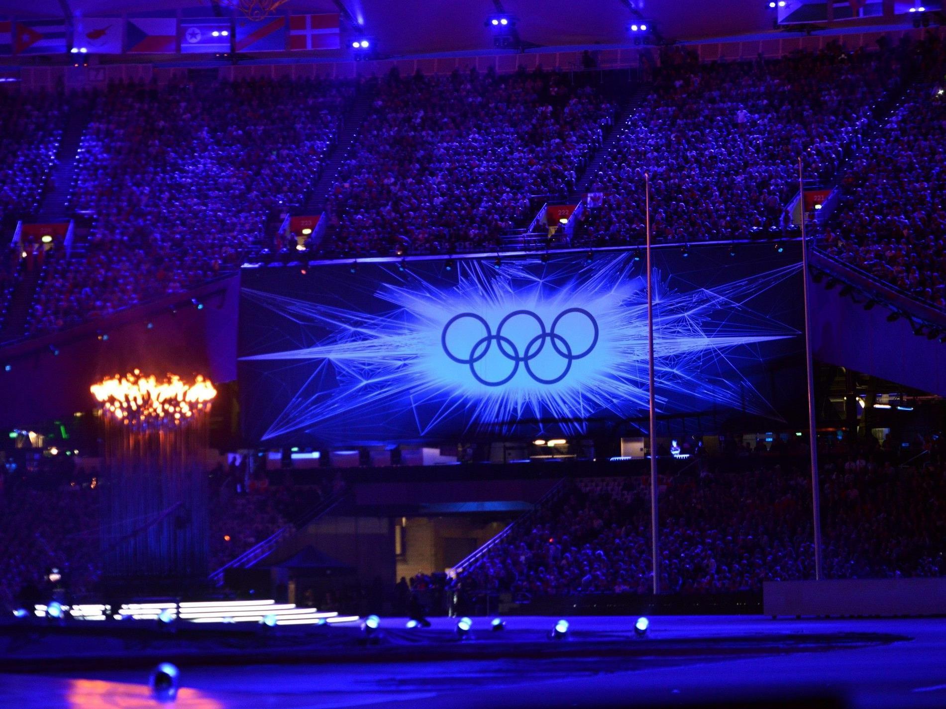 Die olympischen Ringe während der Olympiade in London 2012.