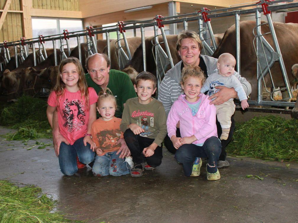 Die Familie Faisst in Lochau lädt am Sonntag zum „Tag des offenen Bauernhofes“ in ihren neuen Landwirtschaftsbetrieb im Hofacker.