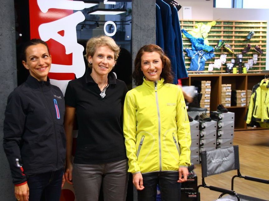 Das Laufwunder Sabine Reiner aus Dornbirn wurde von Northland für den Marathon mit neuer Bekleidung ausgestattet. Das Laufwunder Sabine Reiner aus Dornbirn wurde von Northland für den Marathon mit neuer Bekleidung ausgestattet.