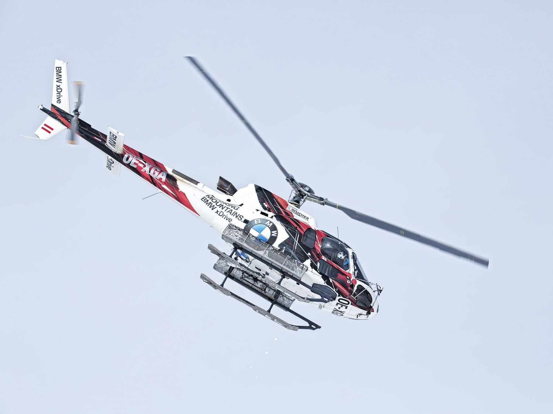 BMW der Lüfte: Wucher fliegt mit neuem Design. BMW der Lüfte: Wucher fliegt mit neuem Design.