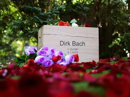 Bereits am Sonntag fand die Trauerfeier für den verstorbenen Schauspieler in Köln statt. Bereits am Sonntag fand die Trauerfeier für den verstorbenen Schauspieler in Köln statt.
