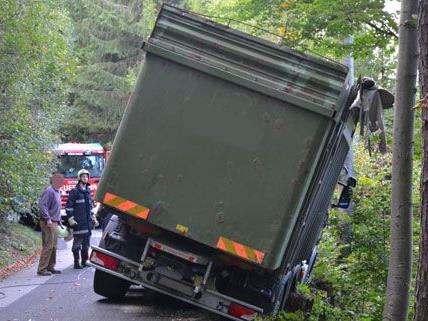 Ein schwerer Unfall konnte durch das schnelle Ausweichen des LKW-Lenkers verhindert werden.
