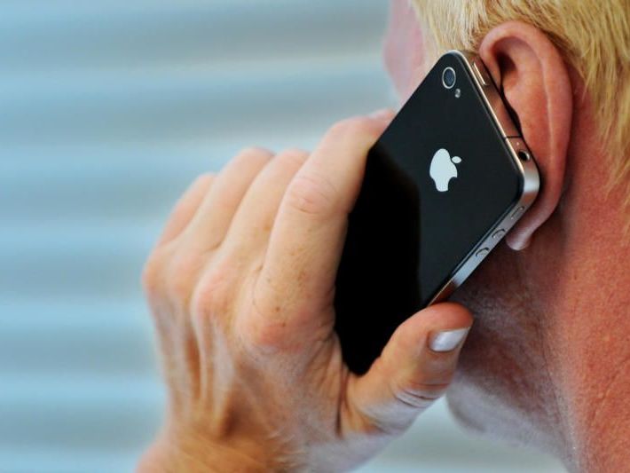 Unter 141 hilft Leitstelle bei Suche nach diensthabendem Hausarzt. Unter 141 hilft Leitstelle bei Suche nach diensthabendem Hausarzt.