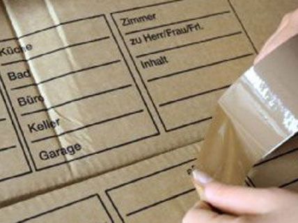 Die Mieter aus der Darnautgasse 10 bekommen Hilfe beim Umzug. Die Mieter aus der Darnautgasse 10 bekommen Hilfe beim Umzug.