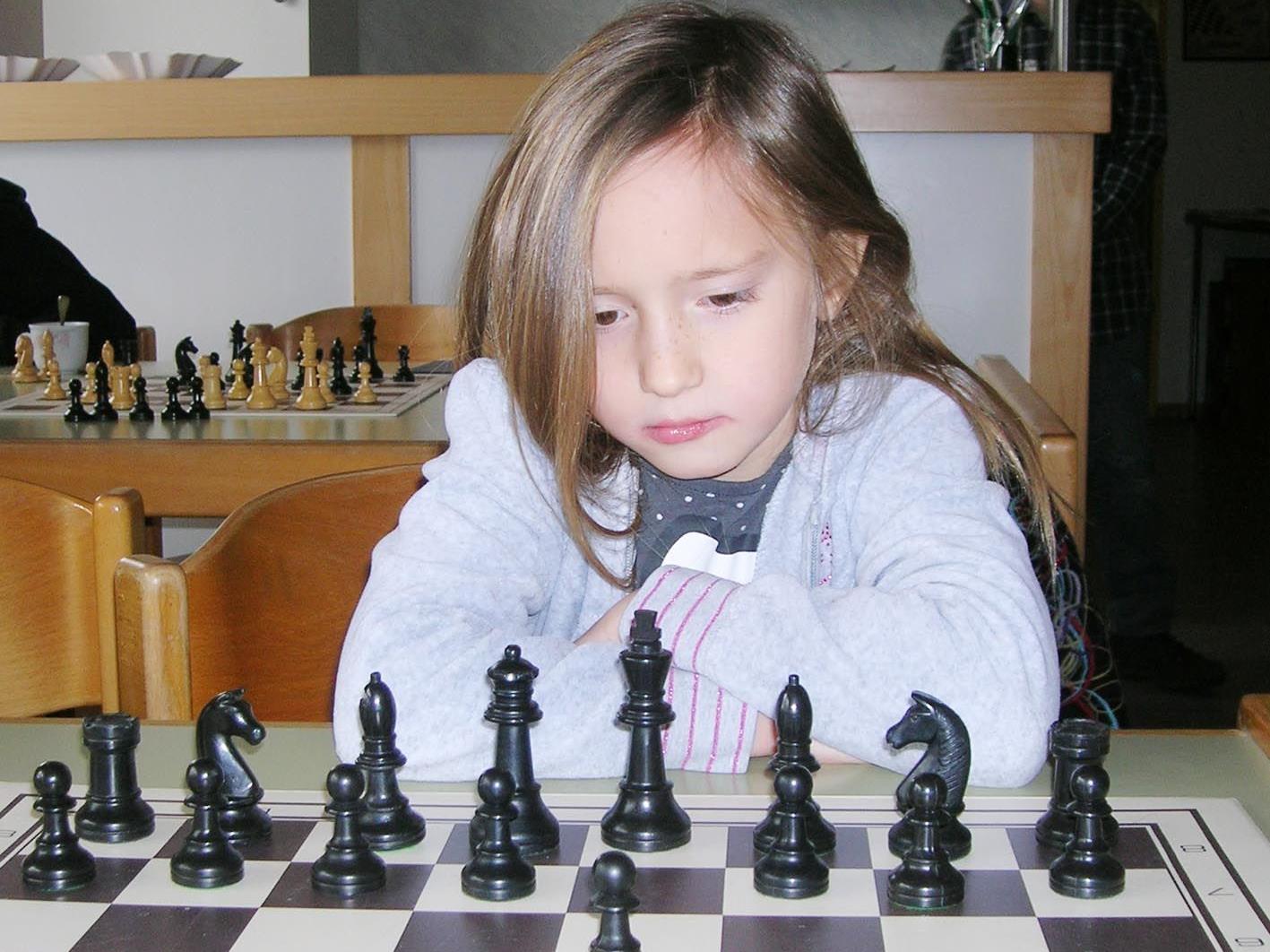 Alexa Nussbaumer holte 5 Siege in 5 Partien beim Schachrallye-Schülerturnier.