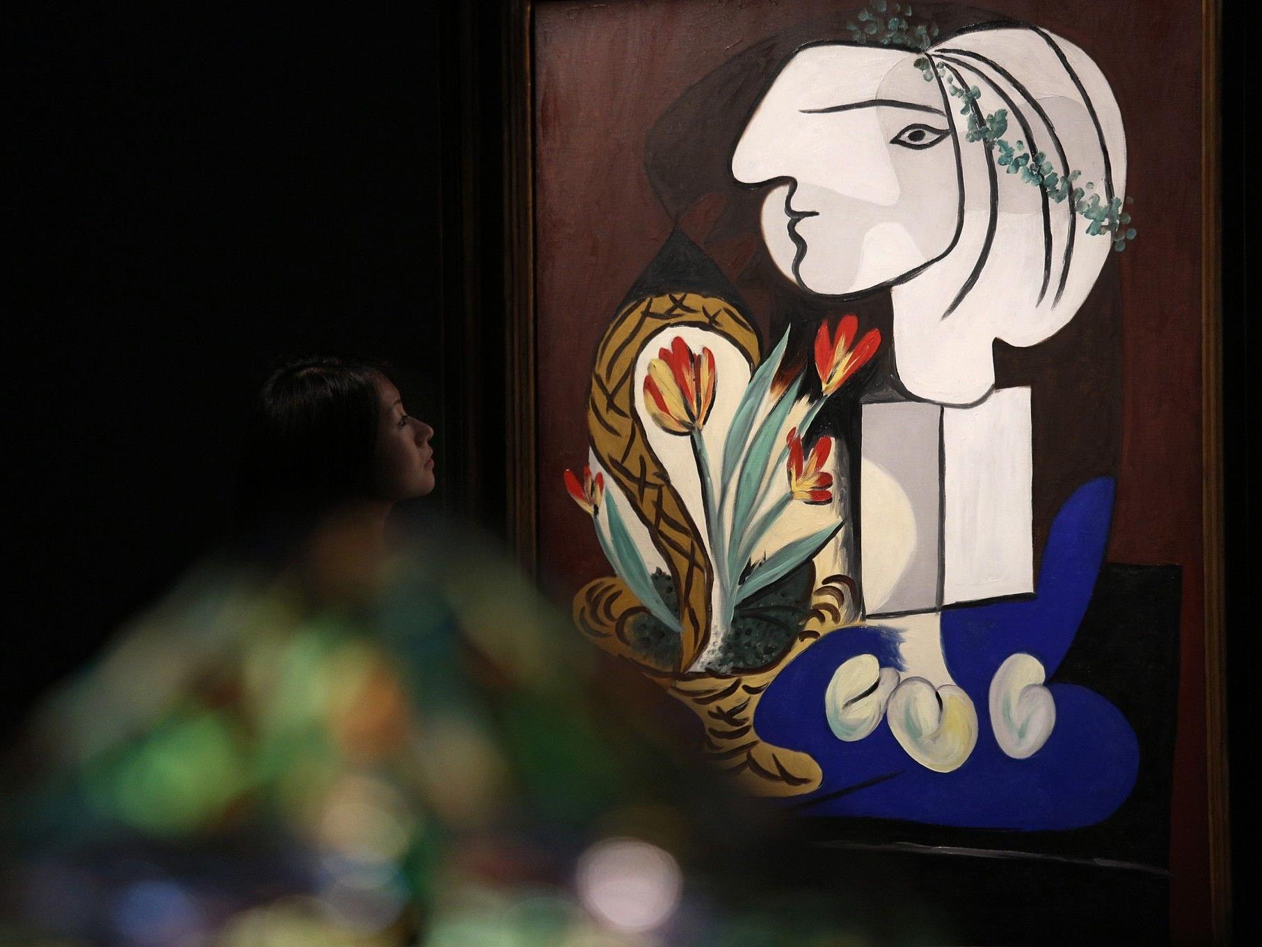 Picassos Bild zeigt Geliebte Marie-Therese Walter mit Tulpen.