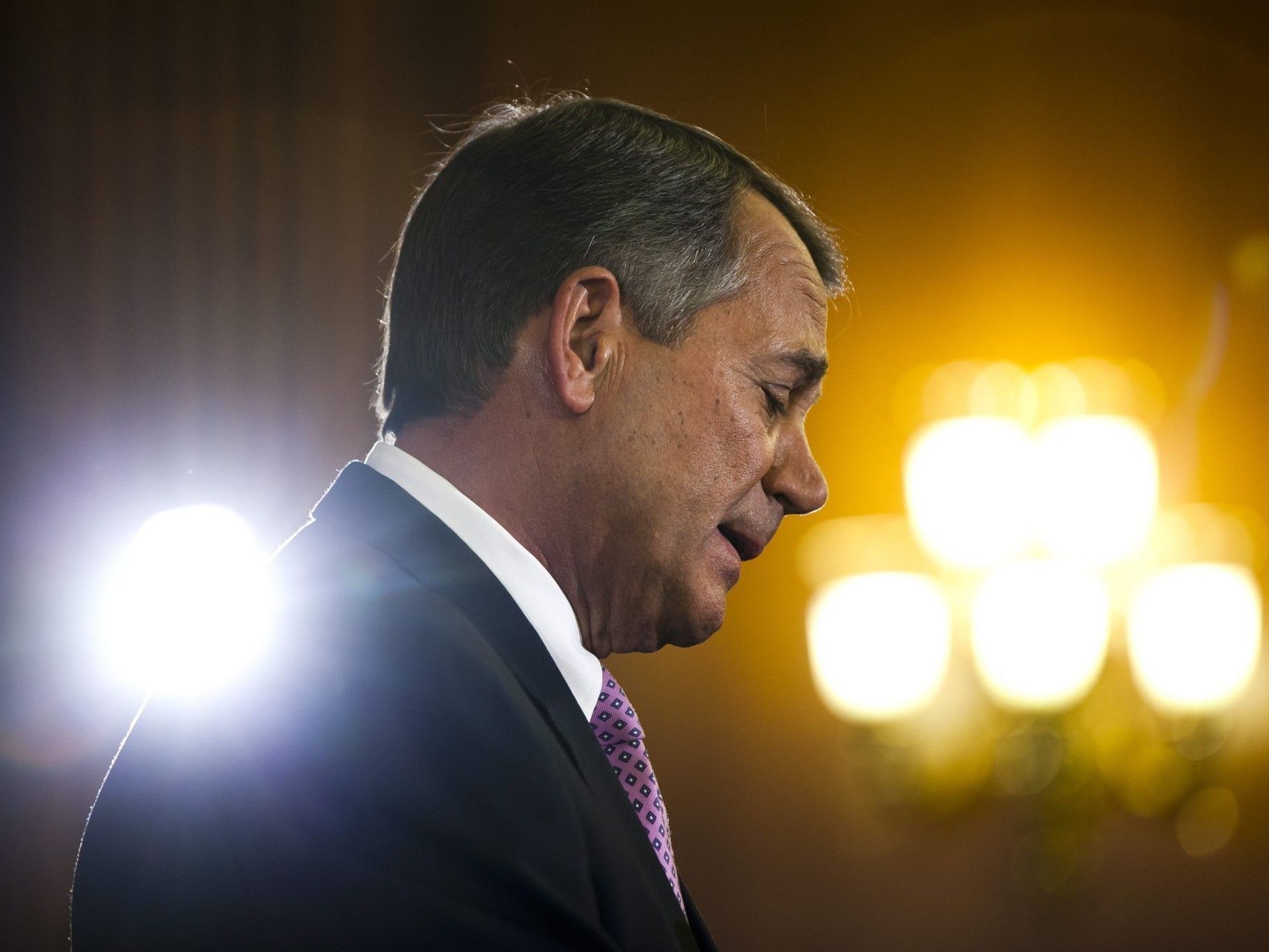 Kippen des Gesetzes war eines von Romneys Wahlversprechen. Kippen des Gesetzes war eines von Romneys Wahlversprechen.