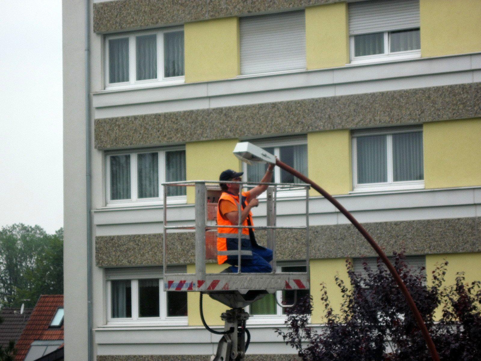 Moderne  Beleuchtung für Bregenzer Straßen