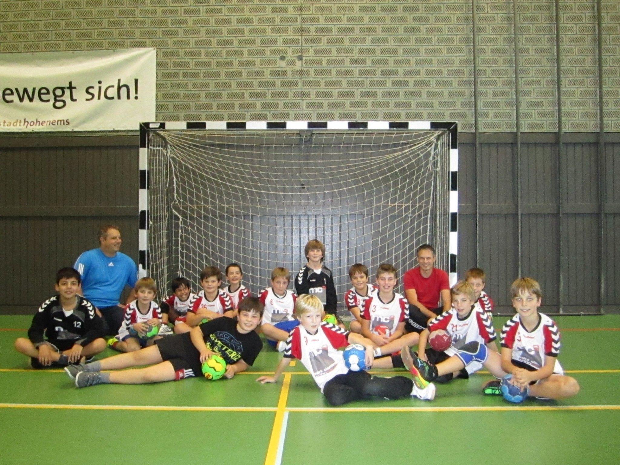 Die U10 Mannschaft des Handballclubs "Tectum" hat Spaß am Training