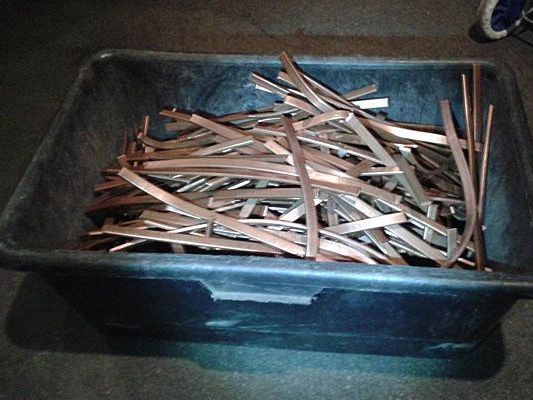 Diese Kupfer-Beute fand man bei den vier Personen in Wien-Meidling Diese Kupfer-Beute fand man bei den vier Personen in Wien-Meidling