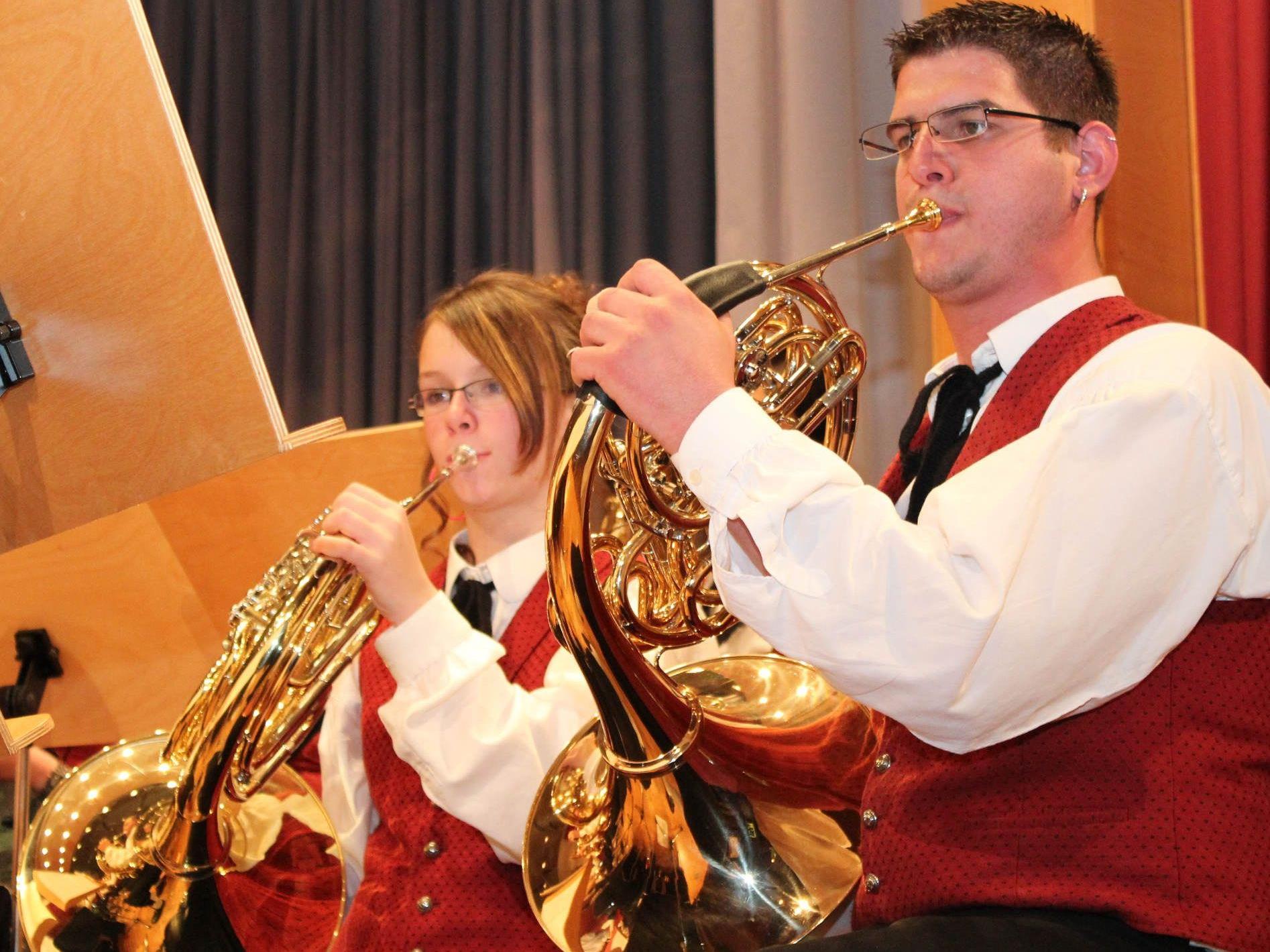 Der Musikverein sorgt für vorweihnachtliche Klänge in der Wallfahrtskirche.