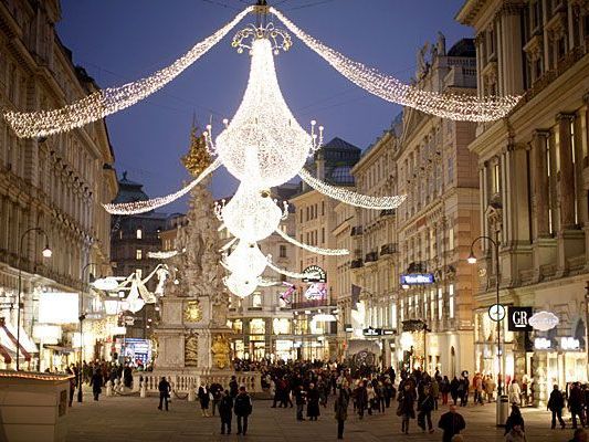 Alle Jahre wieder besonders prachtvoll: Die Weihnachtsbeleuchtung am Wiener Graben Alle Jahre wieder besonders prachtvoll: Die Weihnachtsbeleuchtung am Wiener Graben