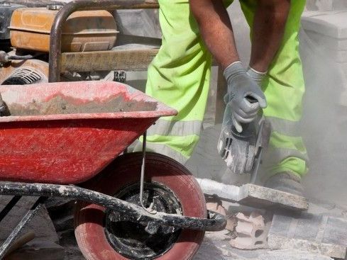 Tödlicher Unfall an Wiener Baustelle - Rigipsplatte traf Mann am Hals Tödlicher Unfall an Wiener Baustelle - Rigipsplatte traf Mann am Hals