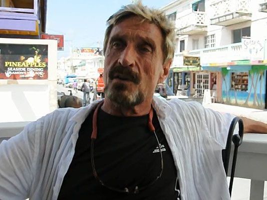 John McAfee wird in seiner Wahlheimat Belize gesucht. John McAfee wird in seiner Wahlheimat Belize gesucht.
