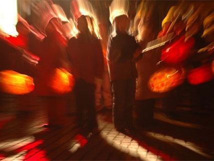 In Wien leuchten am Mittwoch die Laternen gegen Tierversuche. In Wien leuchten am Mittwoch die Laternen gegen Tierversuche.