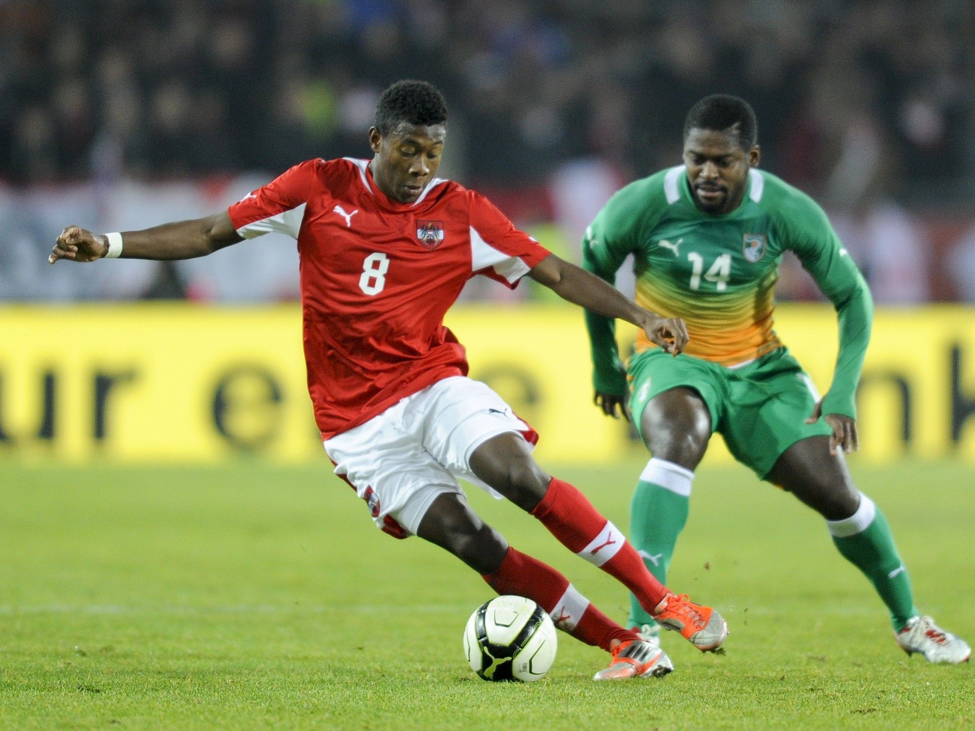 Auch David Alaba gelang es heute nicht, das Ruder gegen die Elfenbeinküste herumzureissen. Auch David Alaba gelang es heute nicht, das Ruder gegen die Elfenbeinküste herumzureissen.