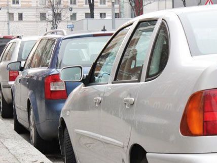 Durch Umgestaltungsmaßnahmen in Wien-Ottakring gehen Parkplätze verloren. Durch Umgestaltungsmaßnahmen in Wien-Ottakring gehen Parkplätze verloren.