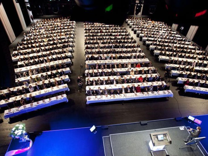 Interessante Vorträge beim diesjährigen Wirtschaftsforum Interessante Vorträge beim diesjährigen Wirtschaftsforum