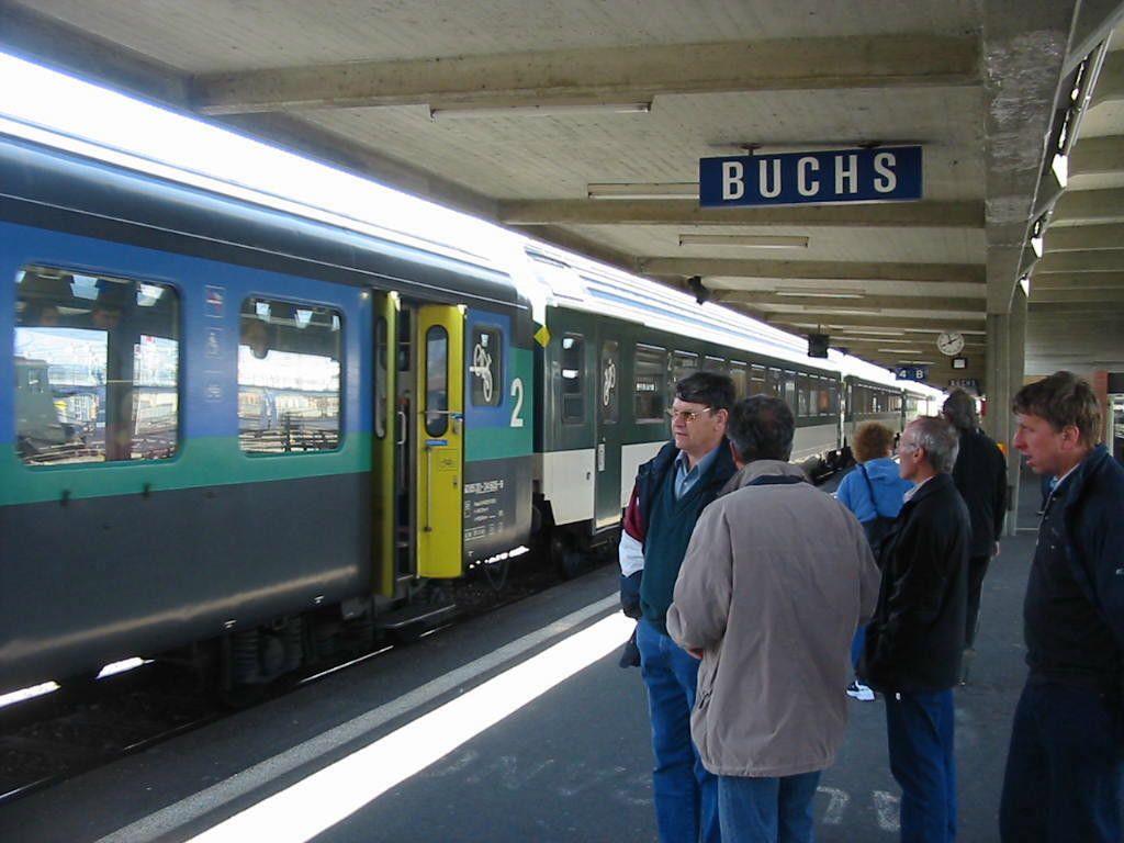 Mit einer sogenannten „Energiestraße“ am Bahnhof Buchs sollen die Schritte der Passanten in elektrische Energie umgewandelt werden.