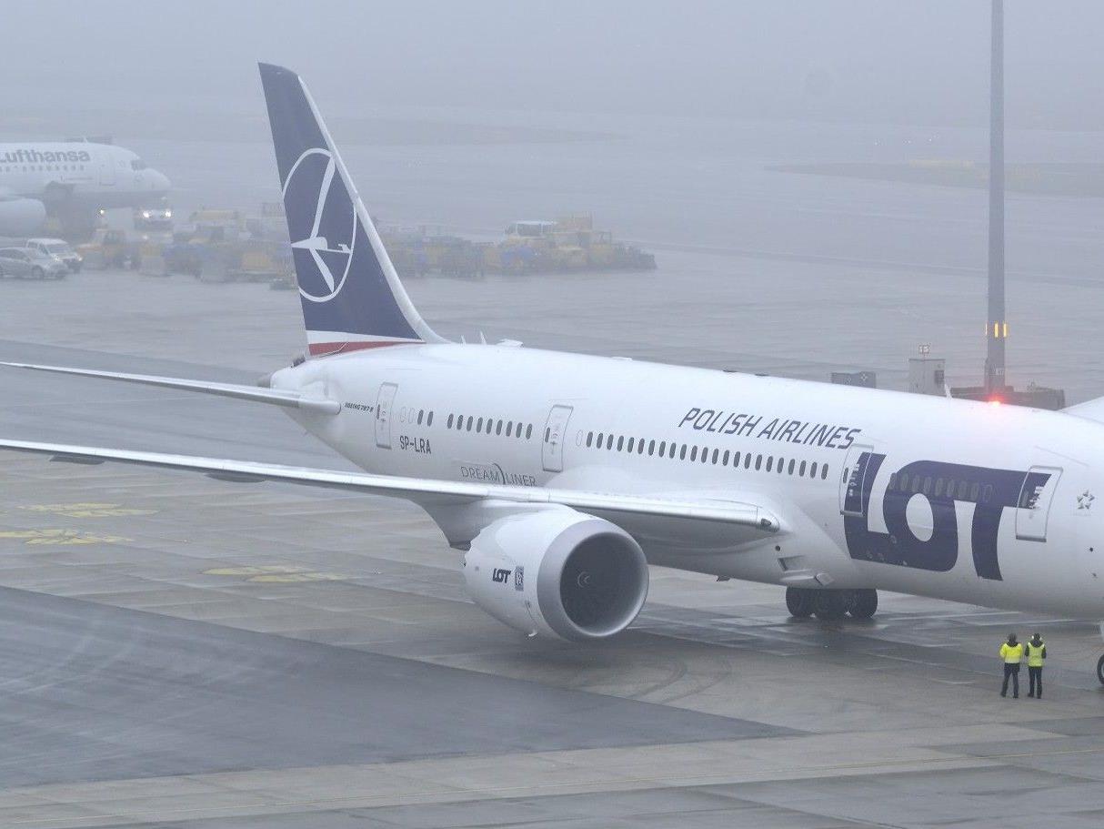 Am Montag landete erstmals DER "Dreamliner" am Flughafen Wien-Schwechat. Am Montag landete erstmals DER "Dreamliner" am Flughafen Wien-Schwechat.