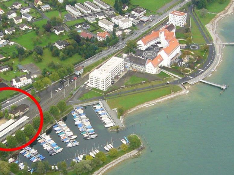 Am alten Bahnhofs-Areal, links unten im Bild, soll das Projekt "Marina" entstehen.