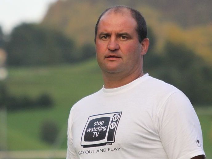 Cotrainer Alexander Schwärzler darf sich über zwei neue Wunschspieler freuen. Cotrainer Alexander Schwärzler darf sich über zwei neue Wunschspieler freuen.