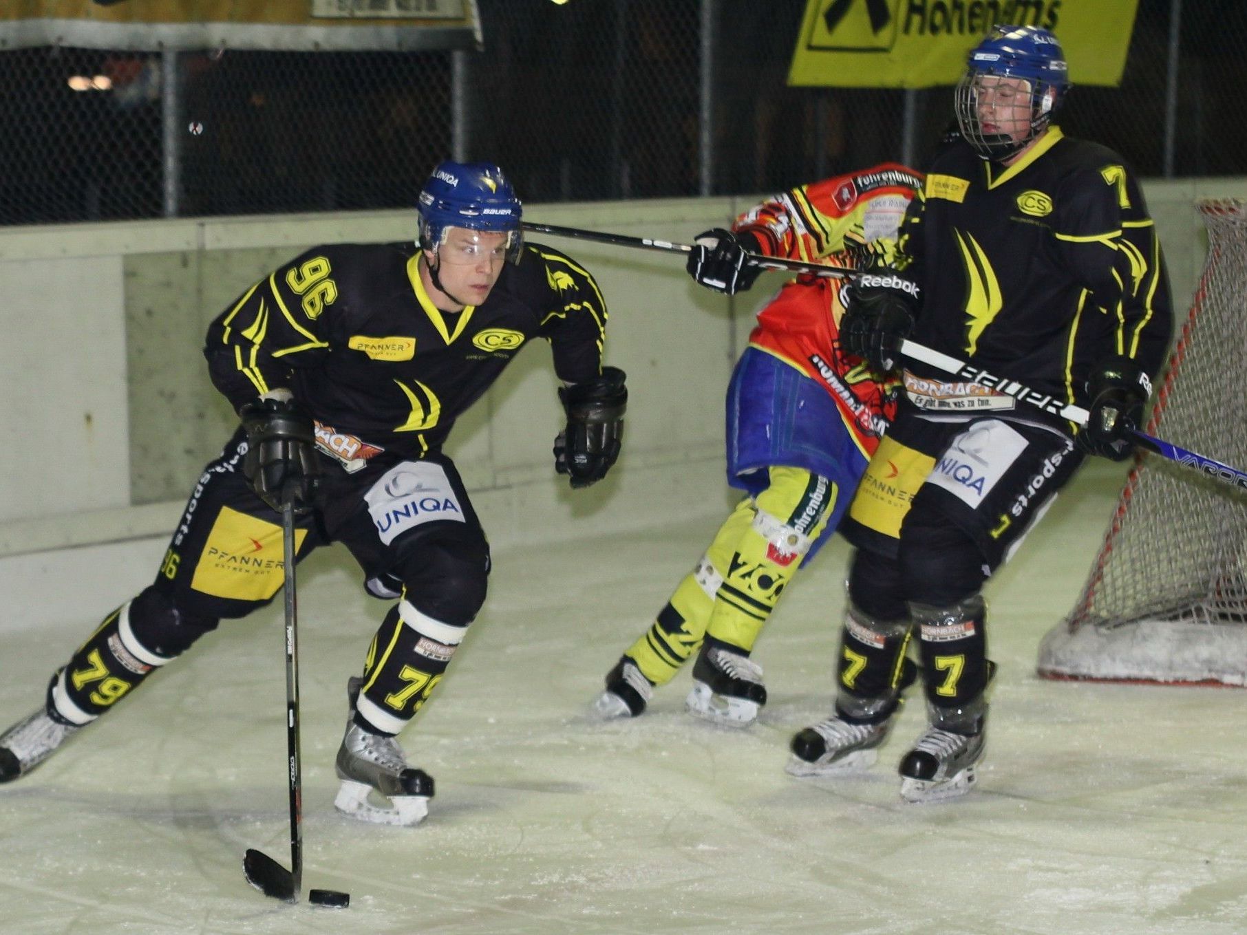 Sensationeller Auftritt der Bulldogs AH gegen den großen Favoriten HSC Hohenems. Sensationeller Auftritt der Bulldogs AH gegen den großen Favoriten HSC Hohenems.