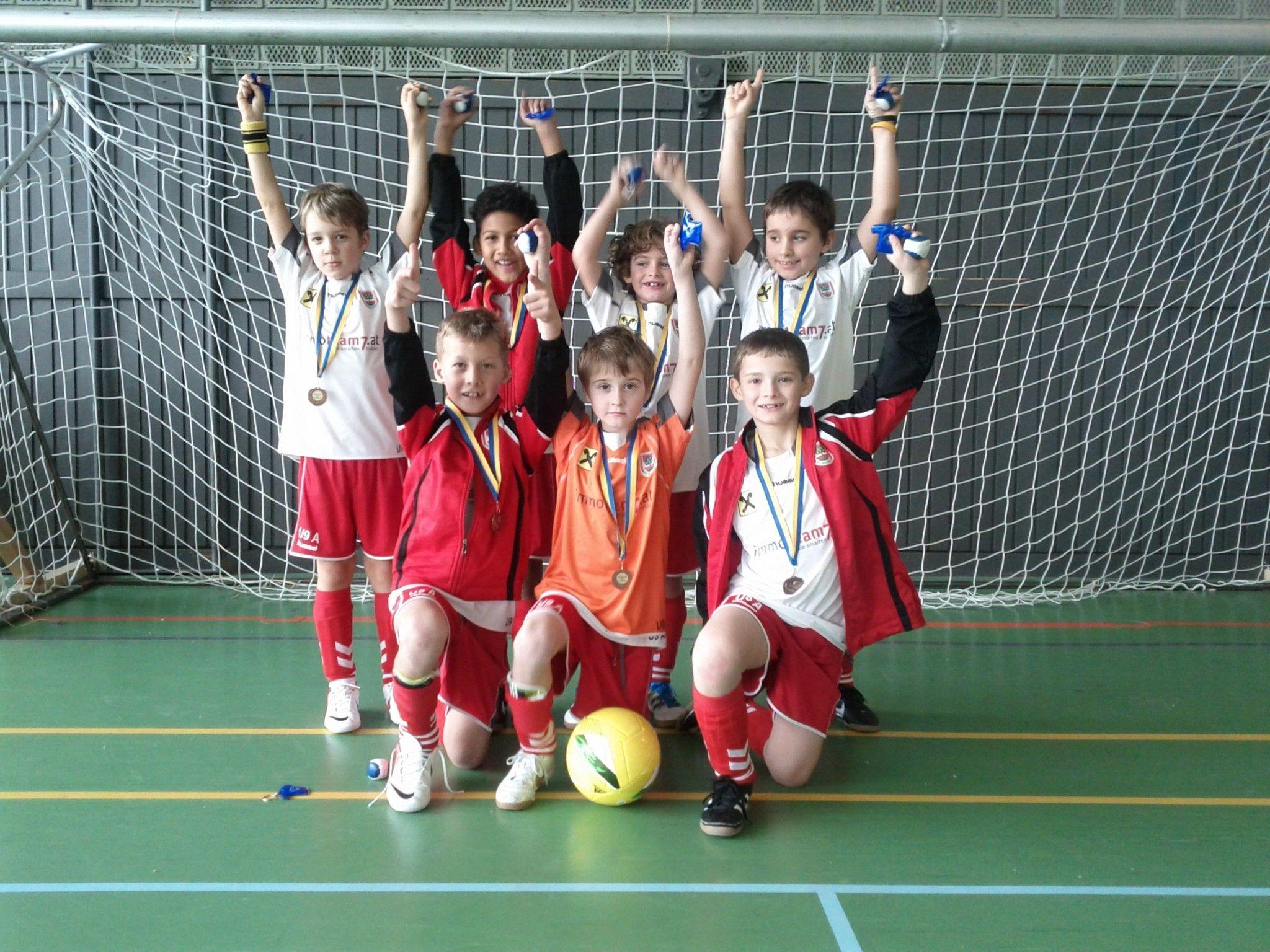 DIe U-9-Mannschaft des FC Dornbirn holte sich in Hohenems den Turniersieg
