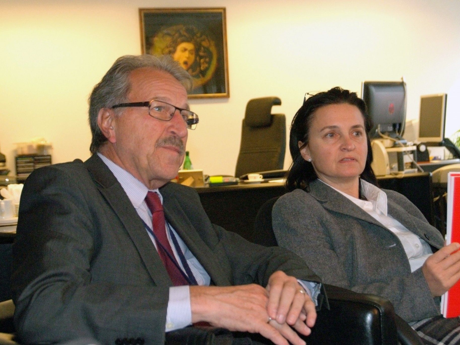 Erwin Mohr (li.) ist Gastreferent beim Blumenegger Neujahrsempfang. Erwin Mohr (li.) ist Gastreferent beim Blumenegger Neujahrsempfang.