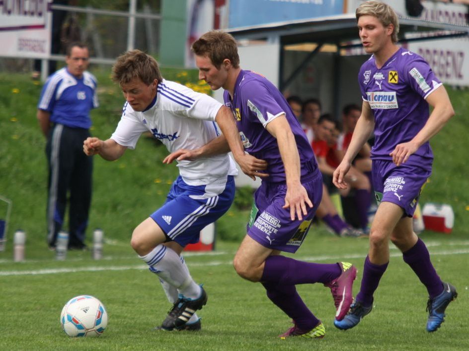 Symbolbild: Viele Klubs haben schon vor dem Übertrittsbeginn auf dem Transfermarkt zugeschlagen. Symbolbild: Viele Klubs haben schon vor dem Übertrittsbeginn auf dem Transfermarkt zugeschlagen.