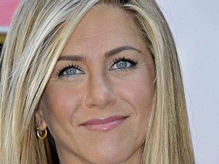 Jennifer Aniston beschwerte sich im Interview über Fotografen.