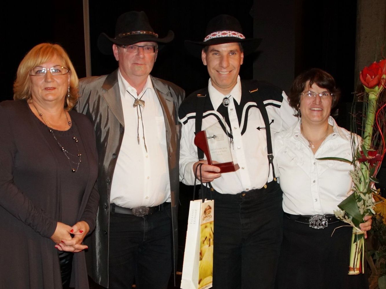 Wurden in die Country-"Hall of Fame aufgenommen": Martin und Karin Bösch. Wurden in die Country-"Hall of Fame aufgenommen": Martin und Karin Bösch.