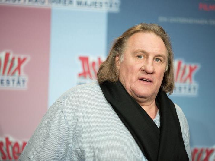 Gerard Depardieu, der Star der Asterix-Filme, kehrt den französischen Steuern den Rücken. Gerard Depardieu, der Star der Asterix-Filme, kehrt den französischen Steuern den Rücken.