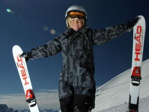 HEAD plant in dieser Saison knapp unter 400.000 Paar Skier zu verkaufen. HEAD plant in dieser Saison knapp unter 400.000 Paar Skier zu verkaufen.