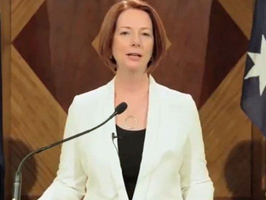 Julia Gillard bestätigt zum Spaß den nahenden Weltuntergang. Julia Gillard bestätigt zum Spaß den nahenden Weltuntergang.