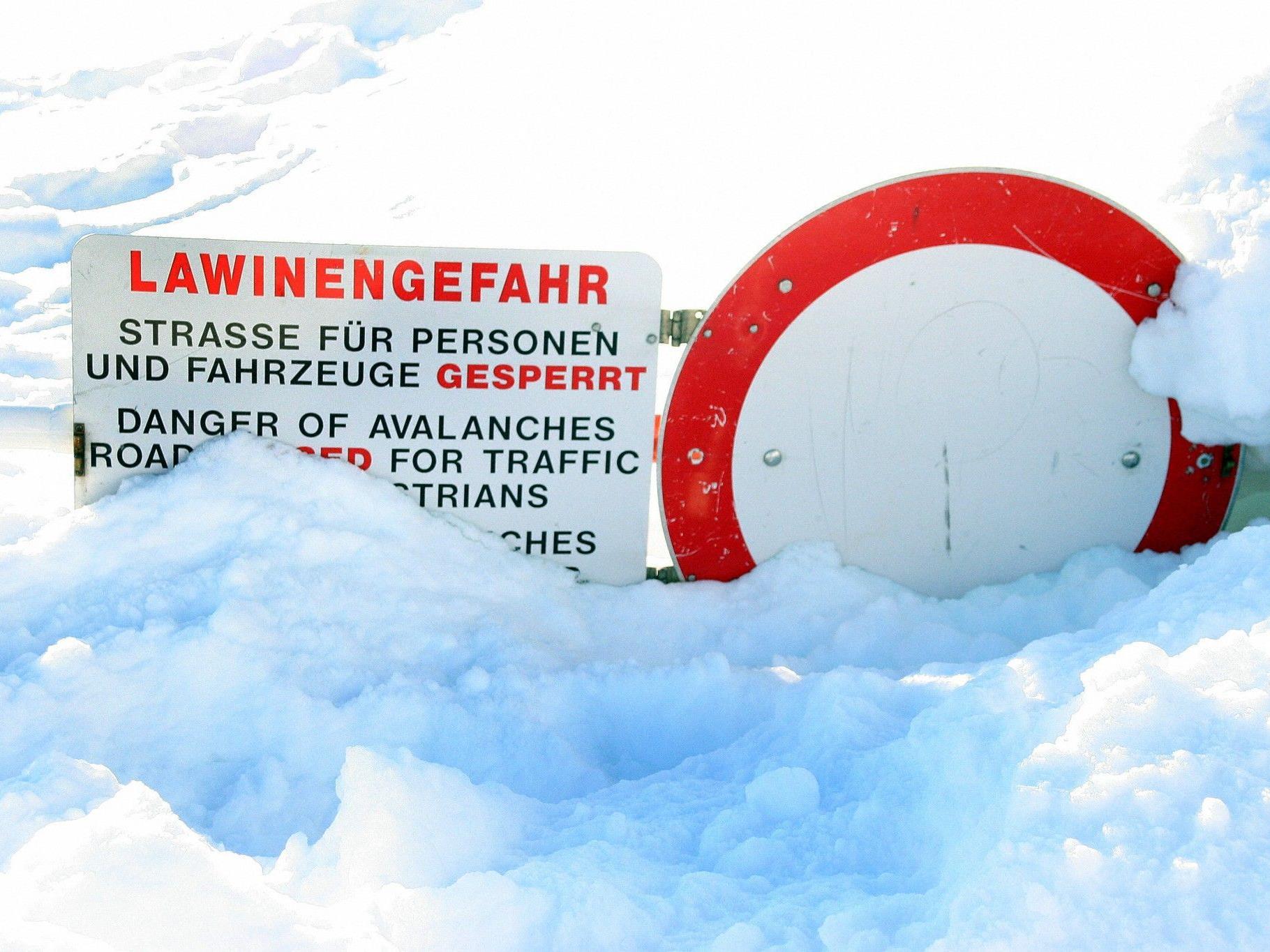 Am Arlberg herrscht derzeit erhebliche Lawinengefahr