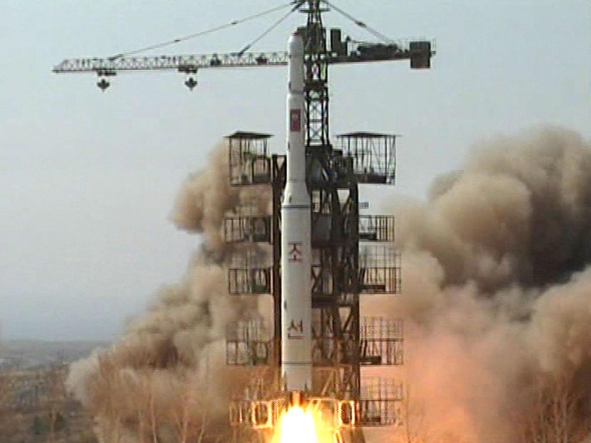 Iran/Nordkorea: Offenbar bilaterale Zusammenarbeit in Raketen- und Atomtechnik verstärkt.