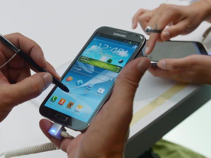 Eine Sicherheitslücke erlaubt es Apps, gewisse Samsung-Handys zu kontrollieren.