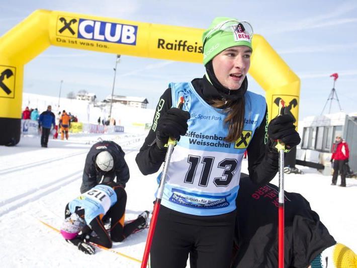 Die Schwarzenbergerin Jasmin Berchtold gewinnt ein Austria Cuprennen in St. Ulrich. Die Schwarzenbergerin Jasmin Berchtold gewinnt ein Austria Cuprennen in St. Ulrich.