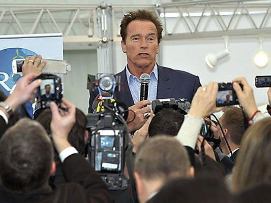 Arnold Schwarzenegger beim Pressetermin anlässlich der Umweltkonferenz Arnold Schwarzenegger beim Pressetermin anlässlich der Umweltkonferenz