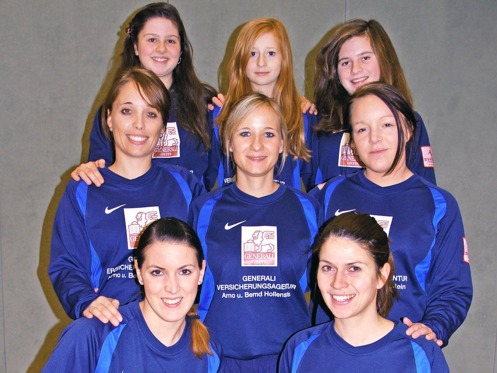 Das Höchster Damen-Faustballteam tritt am 3. Februar in Höchst im Finale an.