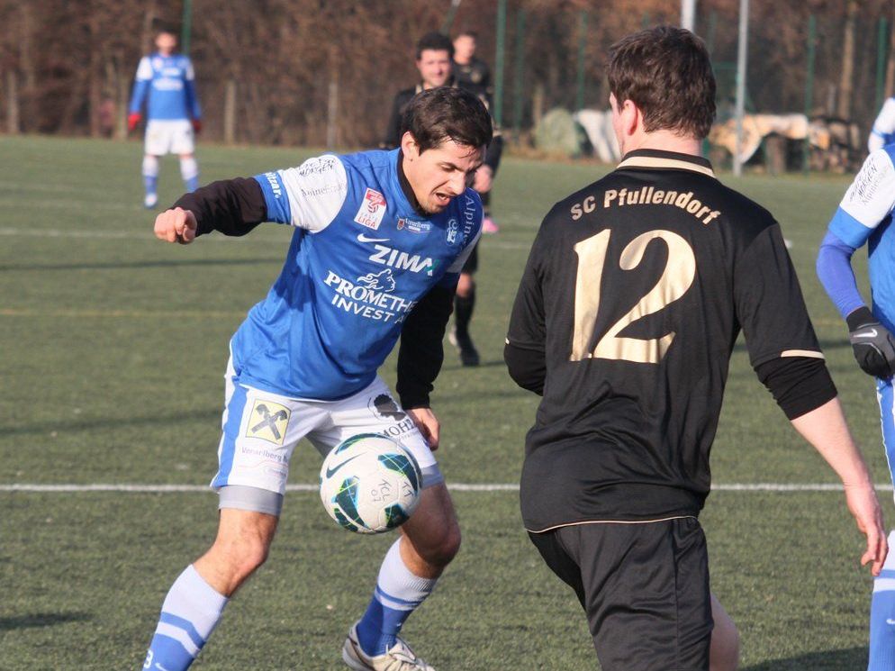 Die Bundesliga nimmt nun zur Causa FC Lustenau Stellung und klärt alle Insider auf. Die Bundesliga nimmt nun zur Causa FC Lustenau Stellung und klärt alle Insider auf.