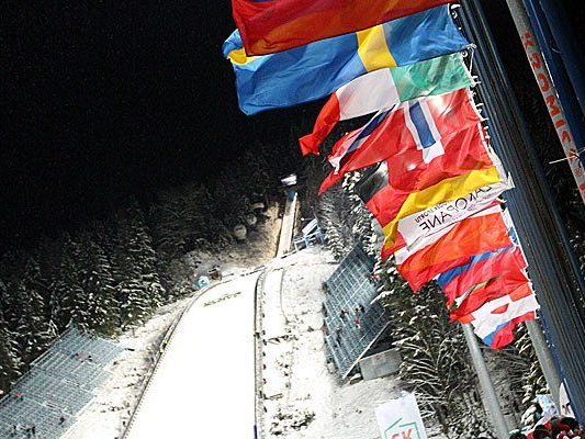 Am Freitag gibt es in Zakopane ein Teamspringen. Am Freitag gibt es in Zakopane ein Teamspringen.