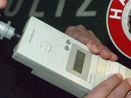 Der Alkolenker beging Fahrerflucht. Der Alkolenker beging Fahrerflucht.