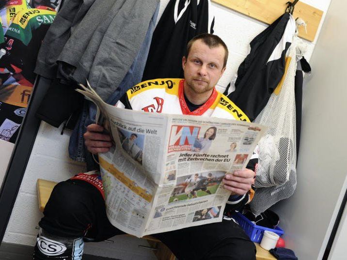 Dreifach-Funktion für Michael Lampert: Geschäftsführer, Sportchef und Trainer bei der VEU Feldkirch. Dreifach-Funktion für Michael Lampert: Geschäftsführer, Sportchef und Trainer bei der VEU Feldkirch.