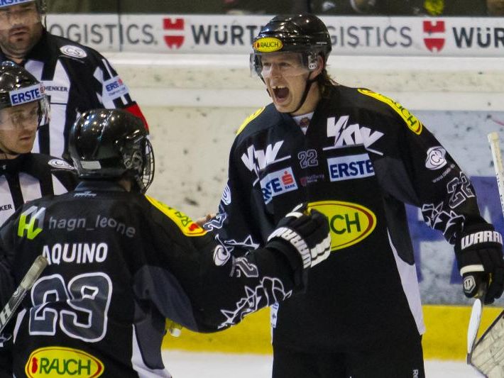 Matt Keith schoss das Goldtor für EC Dornbirn im Auswärtsspiel in Ungarn und lässt hoffen. Matt Keith schoss das Goldtor für EC Dornbirn im Auswärtsspiel in Ungarn und lässt hoffen.