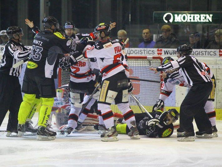Der EC Dornbirn muss in Ungarn gewinnen um noch eine Chance auf das Play-off zu haben. Der EC Dornbirn muss in Ungarn gewinnen um noch eine Chance auf das Play-off zu haben.